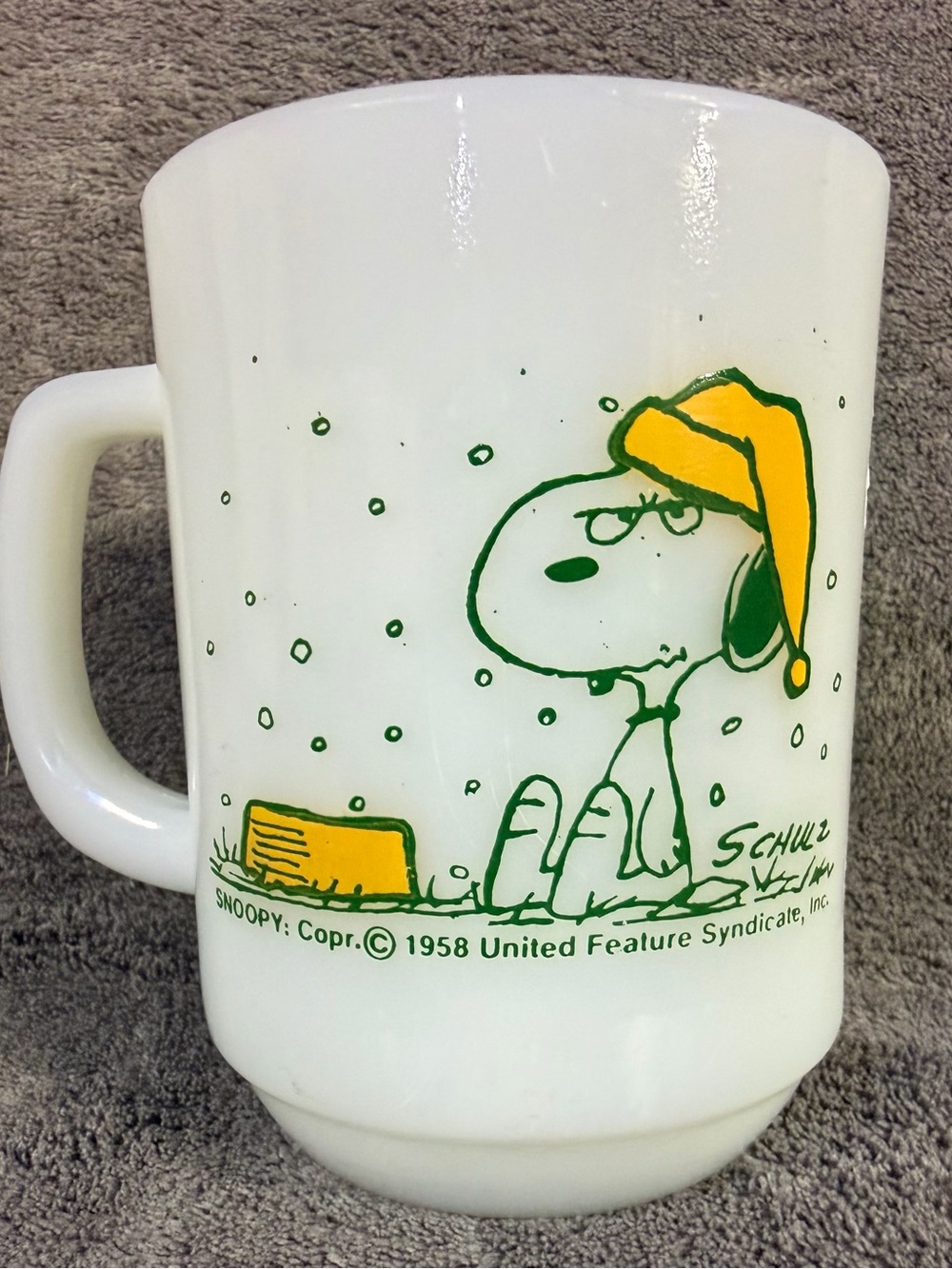 Vintage Fire King Anchor Hocking White Milk Glass Snoopy Peanuts Mug